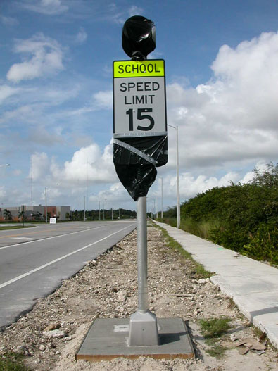 school zone, Manufacturer school warning signals, 24 hours warning Flashers, Road way warning signals, pedestrian crossing, railroad warning, ice on bridge warning, low water crossing, dot accessories, beacons, led beacons, speed awareness displays